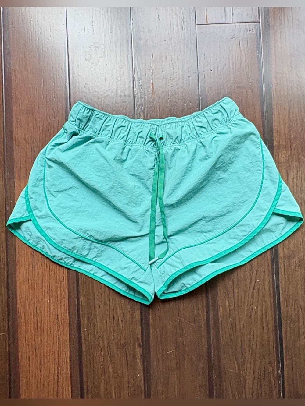 Old Navy Active Women’s Running Shorts  Lightweight Aqua Quick Dry Elastic XS